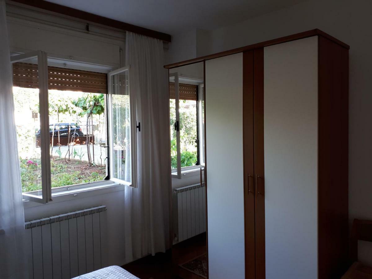 Apartman Ivan Lägenhet Pula Exteriör bild
